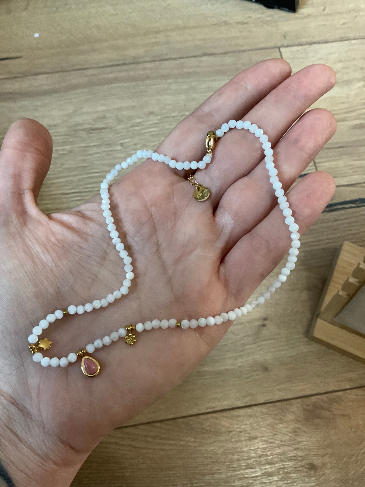 Le collier « Lili »