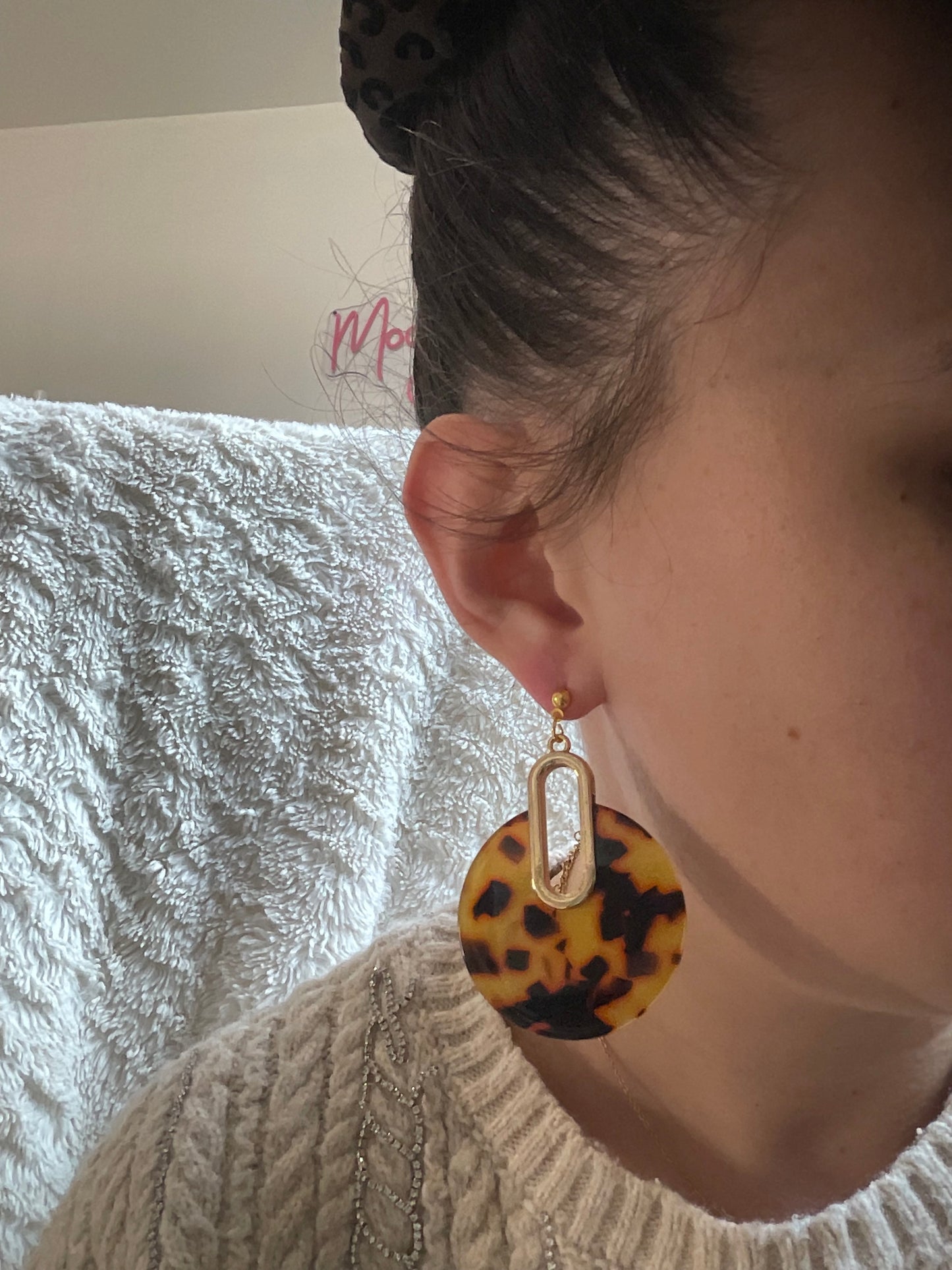 Les boucles d’oreilles « Louna »