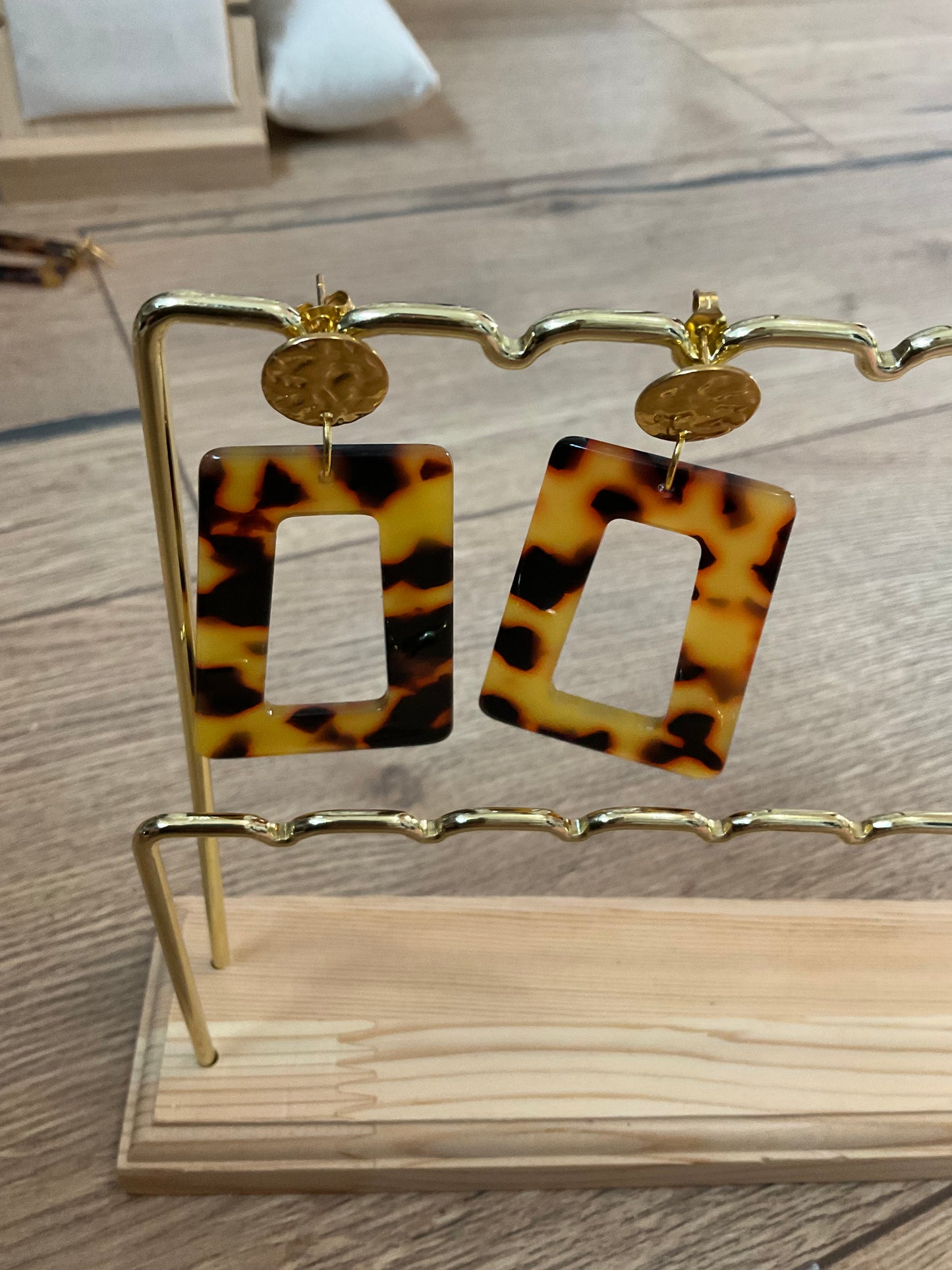 Les boucles d’oreilles « Jade »
