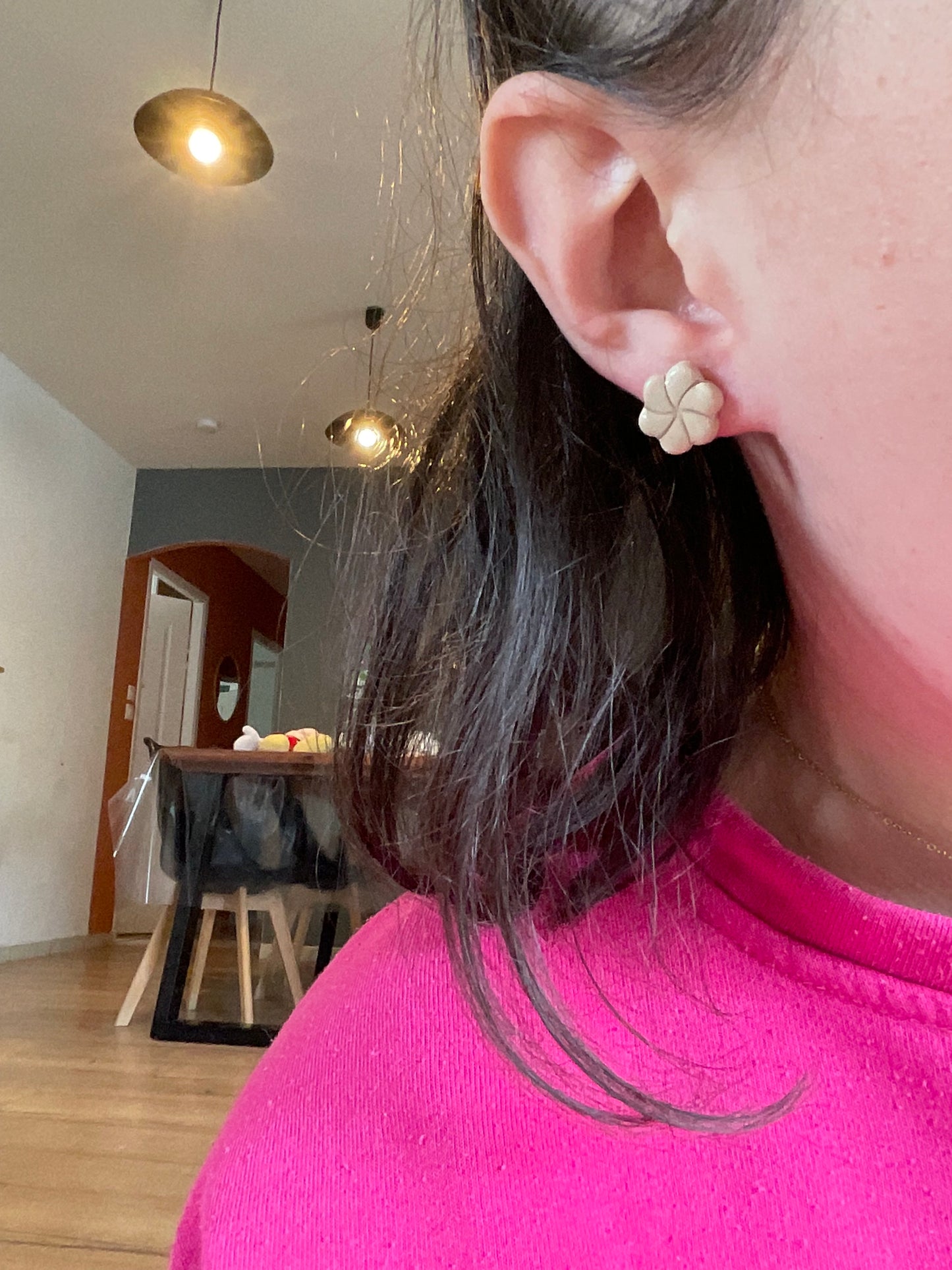 Les Puces d’oreilles Mia