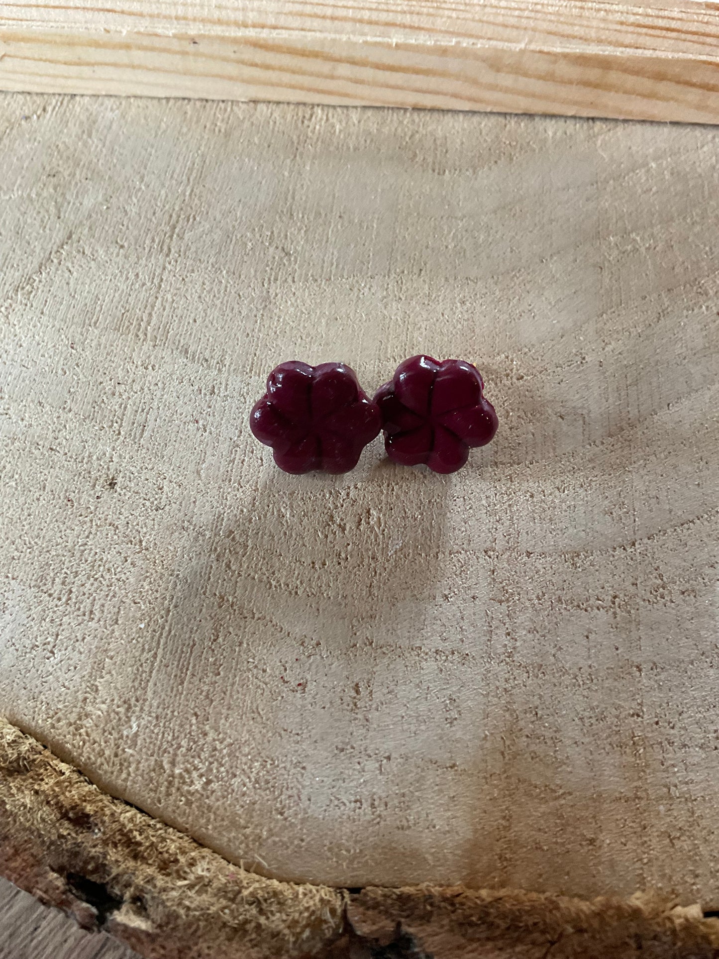 Les Puces d’oreilles Mia