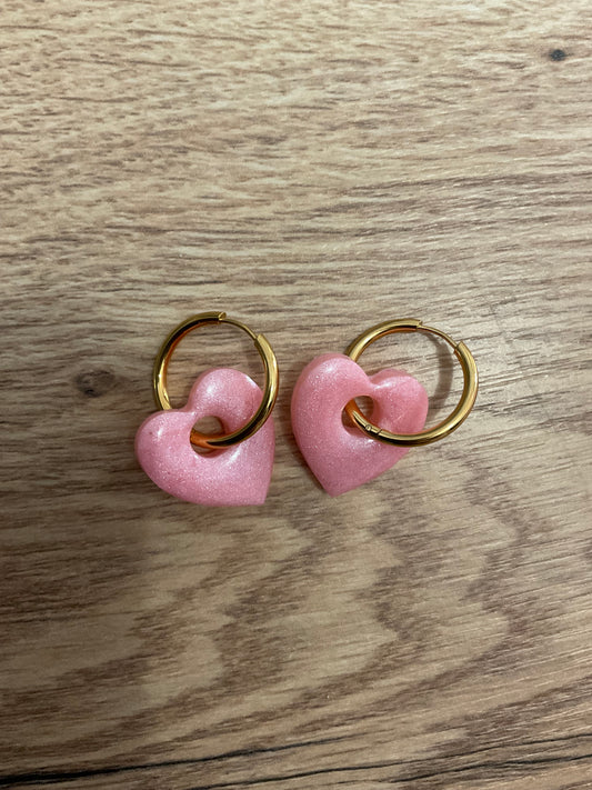 Les boucles d’oreilles « cœur »