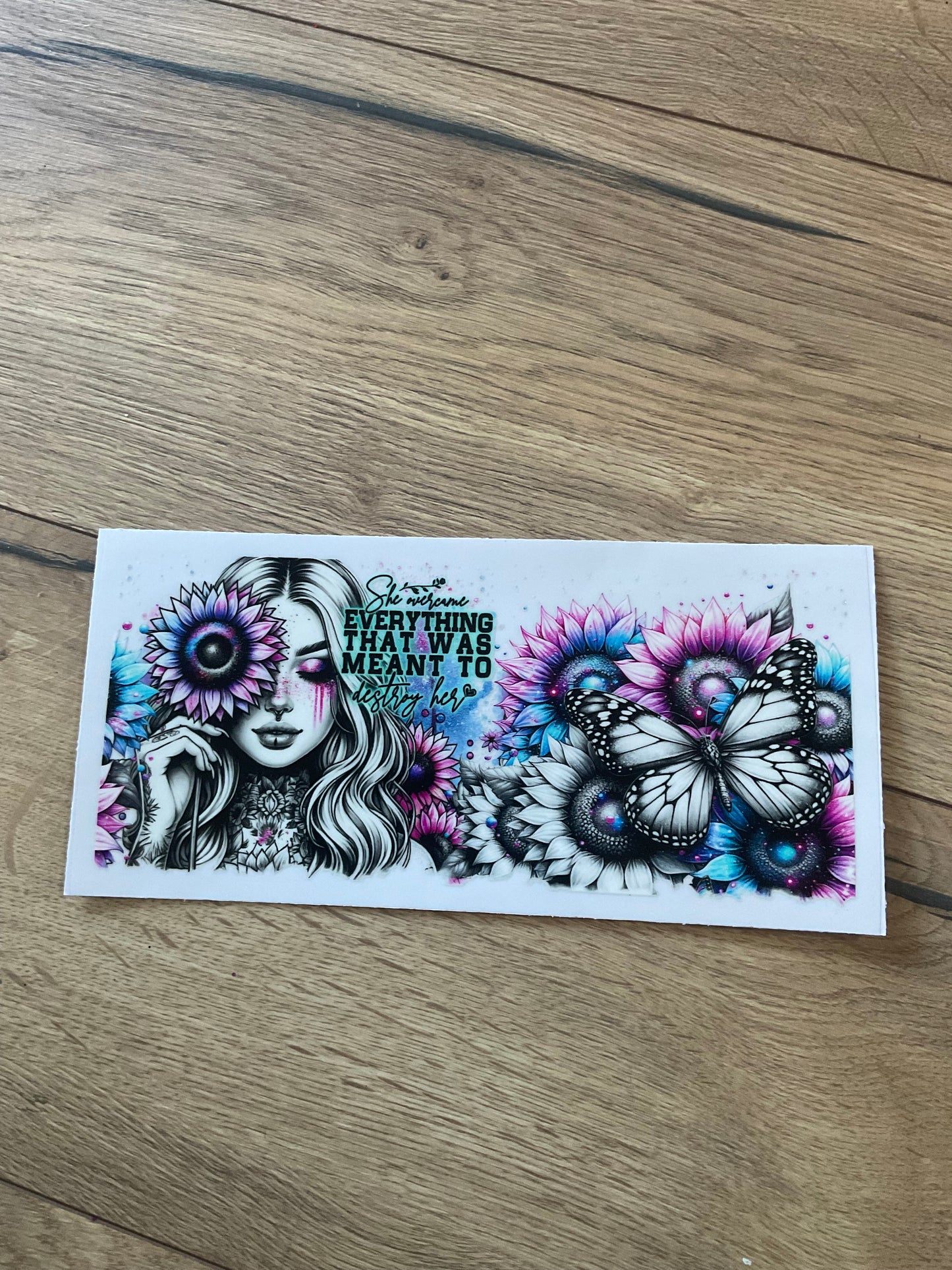 Tous les autocollants tatoo girl