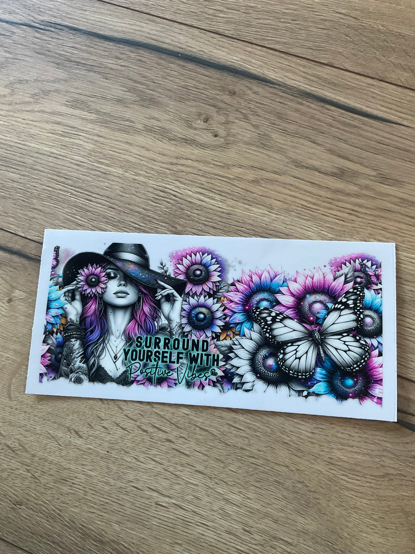 Tous les autocollants tatoo girl