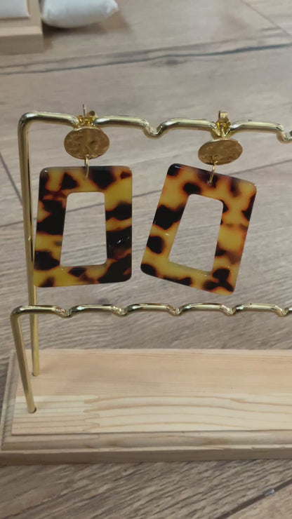 Les boucles d’oreilles « Jade »