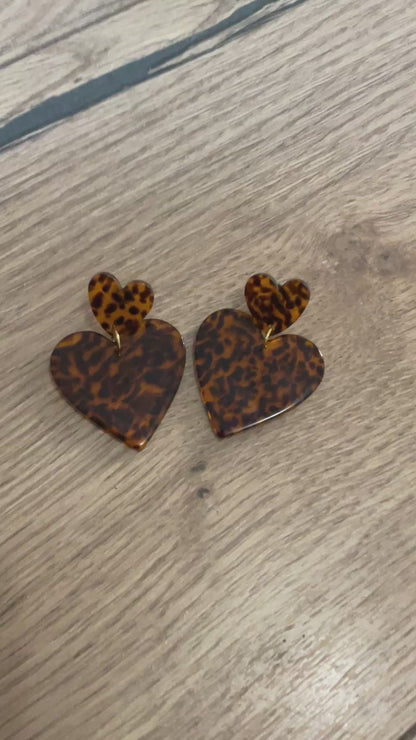Les boucles d’oreilles « Mia »