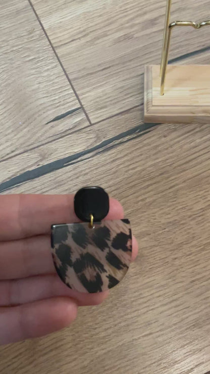 Les boucles d’oreilles «  Romy »
