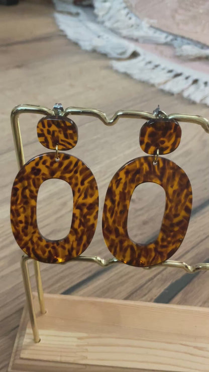 Les boucles d’oreilles « Flora »