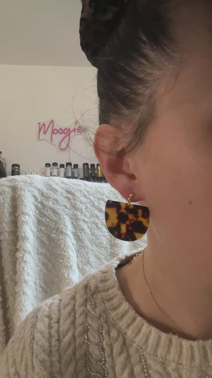 Les boucles d’oreilles « Alia »